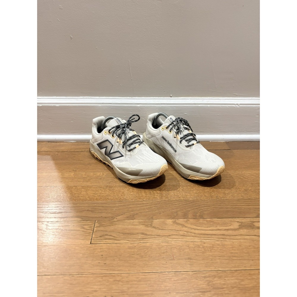 New Balance Dynasoft Nitrel v6 Tan Linen Sneakers Athleisure Women Sz 11